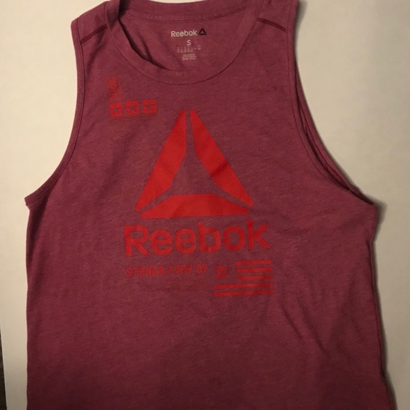 Reebok Tops - Reebok Muscle Tee